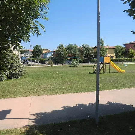 Villaggio Dei Fiori Con Piscina Apartment *