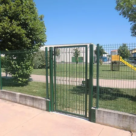 Villaggio Dei Fiori Con Piscina E Posto Incluso Caorle